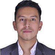 Me defino como un profesor en formación en el campo de la tecnología, soy bueno explicando y se me facilita mucho este tema